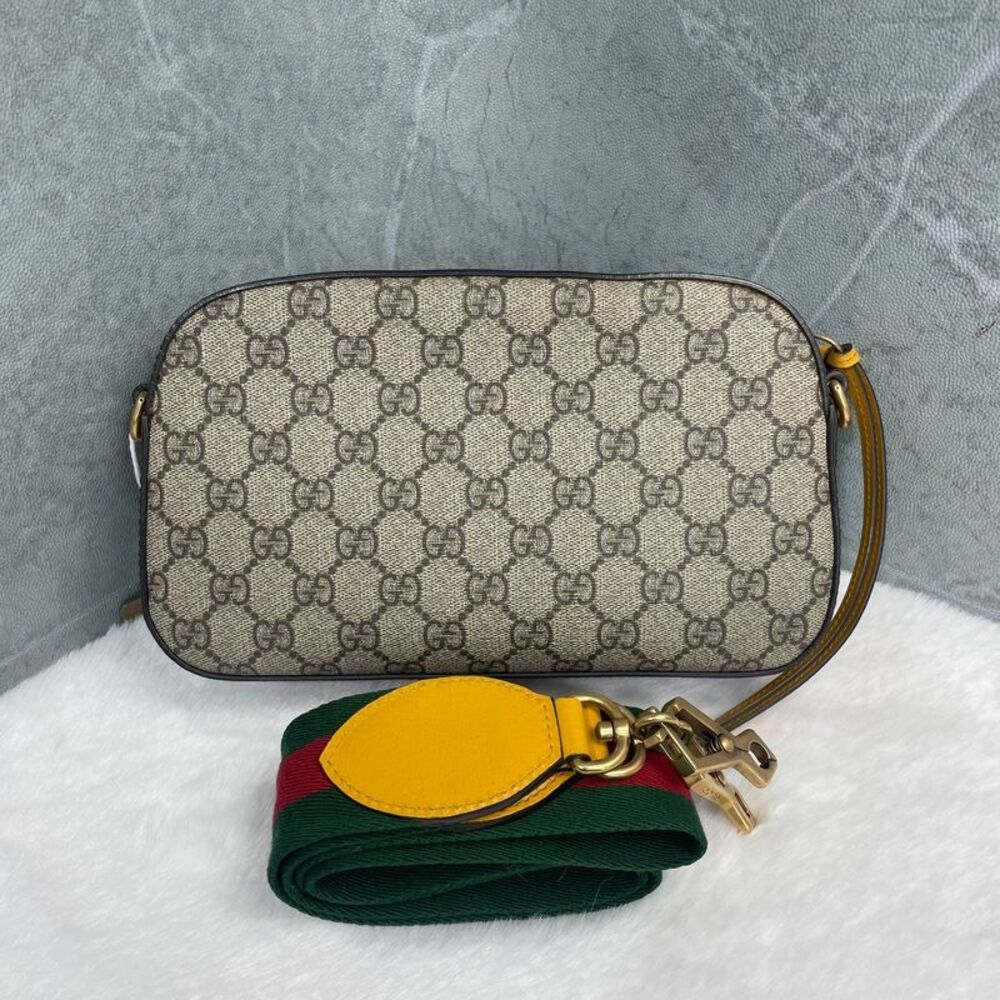 Gucci Women Pre-Loved Bag Very Good Condition - Picture 2 of 9